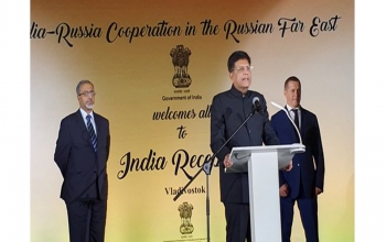 Commerce and Industry Minister leads a high-power delegation to Vladivostok